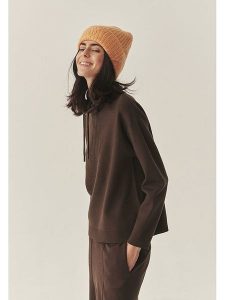 TATUUM Sweter "Farni" w kolorze ciemnobrązowym rozmiar: M. Brązowe swetry oversize Tatuum, m, bez wzorów, bez ramiączek. Za 147,45 zł.