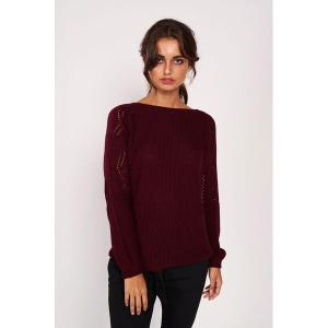 Sweter w kolorze bordowym. Czerwone swetry klasyczne marki Dioxide, z dekoltem w łódkę. W wyprzedaży za 89,95 zł.