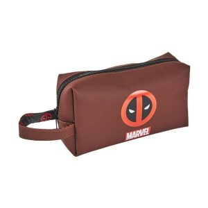 Torba podróżna Czerwony. Brązowe torby podróżne i sportowe marvel, bez wzorów, z poliesteru. Za 93,00 zł.