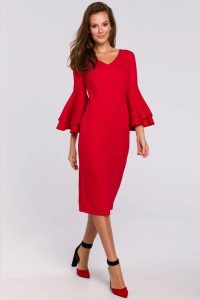 Sukienka na wesele elegancka z bufiastymi rękawami czerwona. Czerwone sukienki Makover, na wesele, xl, bez wzorów, eleganckie, bez kołnierzyka, bez ramiączek, midi, dopasowane. Za 309,00 zł.