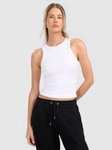 4F Top slim z prążkowanej dzianiny damski - biały XS. Białe topy 4f, l, bez wzorów, z dzianiny, bez kołnierzyka, bez ramiączek. Za 49,99 zł.