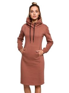 Made of emotion Sukienka w kolorze czerwonobrązowym rozmiar: M. Brązowe sukienki Made Of Emotion, na co dzień, m, bez wzorów, bez kołnierzyka, bez ramiączek, maxi, proste. Za 251,45 zł.