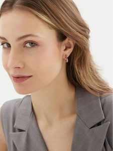Guess Kolczyki JUBE05 006JW Złoty. Żółte kolczyki Guess, metalowe. Za 169,99 zł.
