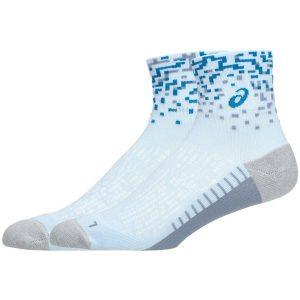 Skarpetki sportowe dla dorosłych Performance Run Quarter Sock. Niebieskie skarpetki ASICS, bez wzorów, z nylonu. Za 69,99 zł.
