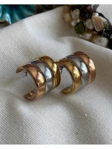 Luseera Kolczyki-półkreole rozmiar: onesize. Czerwone kolczyki Luseera, ze stali. Za 34,99 zł.