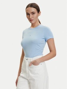 Tommy Jeans T-Shirt DW0DW18398 Niebieski jasny Slim Fit. Niebieskie t-shirty Tommy Jeans, l, bez wzorów, z bawełny, bez kołnierzyka, bez ramiączek. Za 149,99 zł.