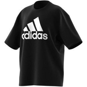 Damska koszulka z dużym logo adidas Essentials Boyfriend. Białe bluzki ADIDAS, bez wzorów, sportowe, bez kołnierzyka, bez ramiączek. W wyprzedaży za 101,85 zł.