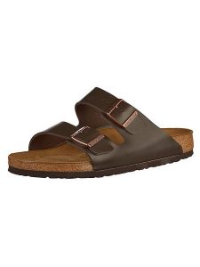 Birkenstock Skórzane klapki "Arizona" w kolorze ciemnobrązowym rozmiar: 36. Brązowe klapki Birkenstock, bez wzorów, bez obcasa. Za 421,95 zł.
