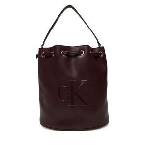 Torebka Calvin Klein. Czerwone torebki wieczorowe Calvin Klein, bez wzorów, bez dodatków. Za 479,99 zł.