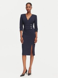 Rinascimento Sukienka koktajlowa CFC0020495002 Granatowy Slim Fit. Niebieskie sukienki Rinascimento, l, bez wzorów, z syntetyku, wizytowe, bez kołnierzyka, bez ramiączek. Za 629,99 zł.