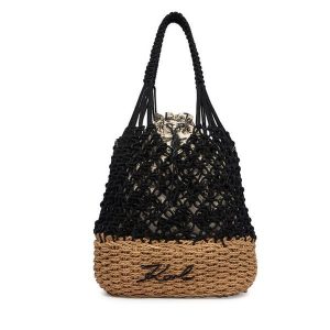 Torebka KARL LAGERFELD. Czarne torebki klasyczne KARL LAGERFELD, bez wzorów, bez dodatków. Za 649,99 zł.