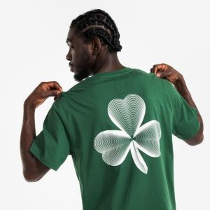 Koszulka do gry w koszykówkę unisex Tarmak NBA Celtics TS 900. Zielone bluzki TARMAK, l, bez wzorów, z bawełny, sportowe, bez kołnierzyka, bez ramiączek. W wyprzedaży za 49,99 zł.
