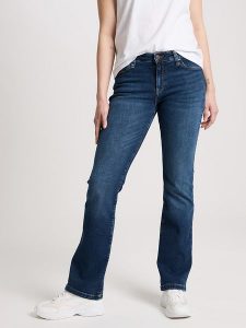Cross Jeans Dżinsy - Regular fit - w kolorze granatowym rozmiar: W28/L34. Niebieskie jeansy Cross Jeans, z aplikacjami, z jeansu, z podwyższonym stanem. Za 122,96 zł.