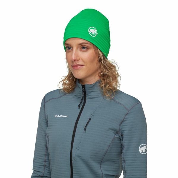 Lekka czapka Taiss Light Beanie Mammut. Zielone czapki Mammut, bez wzorów, sportowe. Za 149,36 zł.