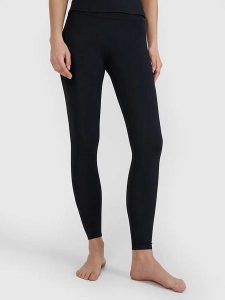 4F Legginsy funkcyjne w kolorze czarnym rozmiar: M. Czarne legginsy 4f, bez wzorów, z materiału, długie. Za 100,99 zł.