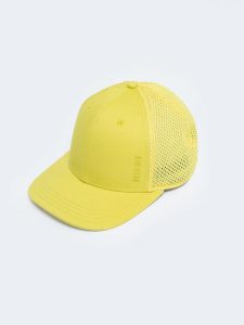 Czapka damska z daszkiem limonkowa Limka 300. Zielone czapki Big Star, bez wzorów, z bawełny, retro. W wyprzedaży za 79,99 zł.
