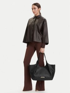 LOVE MOSCHINO Torebka JC4297PP0OKL0000 Czarny. Czarne torebki klasyczne LOVE MOSCHINO, bez wzorów, ze skóry, bez dodatków. Za 687,99 zł.