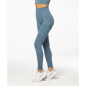 Legginsy bezszwowe Carpatree Allure niebieski melanż. Niebieskie legginsy Carpatree, bez wzorów, z elastanu. W wyprzedaży za 129,99 zł.