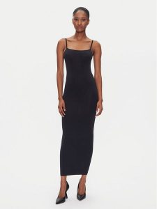 Wolford Sukienka codzienna Strap Fatal 57185 Czarny Slim Fit. Czarne sukienki WOLFORD, na co dzień, s, bez wzorów, z syntetyku, bez kołnierzyka, bez ramiączek, proste. Za 569,99 zł.