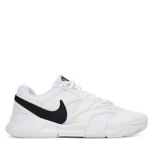 Buty do tenisa Nike. Białe buty sportowe Nike, bez wzorów, bez zapięcia, tenisowe. Za 339,99 zł.