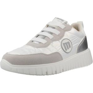 Buty MTNG 60468M Biały. Białe buty trekkingowe mtng, z syntetyku, bez zapięcia. Za 206,99 zł.