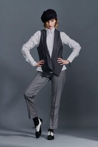 Kamizelka Śledzik. Kamizelki Hultaj Polski, l, bez wzorów, z wełny, bez kołnierzyka, bez ramiączek, bez kaptura. Za 369,00 zł.