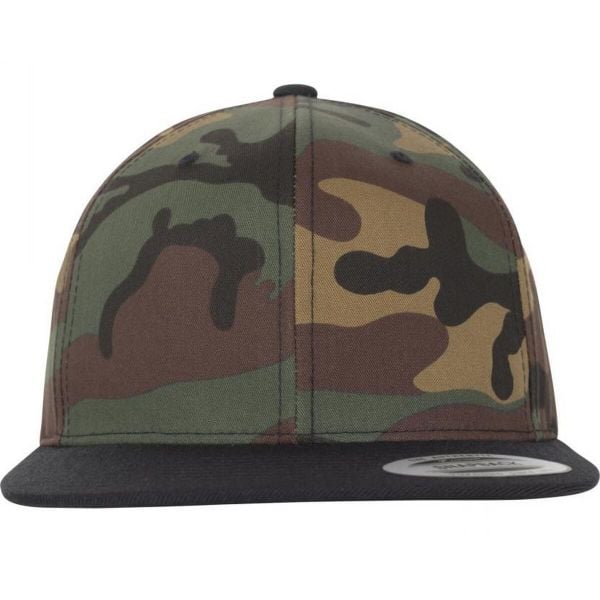 Dwukolorowa Czapka Snapback Classic Camo. Czarne czapki FLEXFIT, bez wzorów. Za 84,99 zł.