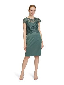 Vera Mont Sukienka w kolorze zielonym rozmiar: 42. Zielone sukienki Vera Mont, bez wzorów, z koronki, bez kołnierzyka, bez ramiączek, mini. Za 295,99 zł.