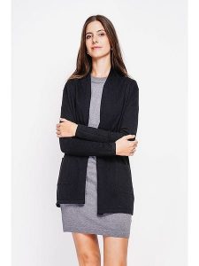 C& Jo Kardigan w kolorze czarnym rozmiar: 36. Czarne kardigany C& Jo, bez wzorów, ze splotem, bez ramiączek. Za 130,99 zł.