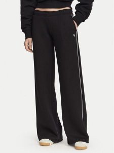 Guess Jeans Spodnie dresowe W6RB43 KD122 Czarny Regular Fit. Czarne spodnie dresowe Guess Jeans, xxl, z aplikacjami, z dresówki. Za 283,99 zł.