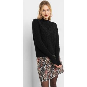 Sweter ze wzorem 3D. Golfy marki Orsay. W wyprzedaży za 50,00 zł.