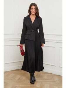 L'armoire de Suzette Sukienka w kolorze czarnym rozmiar: 34/36. Czarne sukienki L'armoire de Suzette, l, bez wzorów, z tkaniny, klasyczne, bez kołnierzyka, bez ramiączek, maxi, kopertowe. Za 148,61 zł.