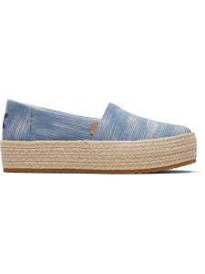 TOMS Espadryle w kolorze błękitnym rozmiar: 39. Niebieskie espadryle Toms, bez wzorów, bez obcasa, na platformie. Za 210,81 zł.