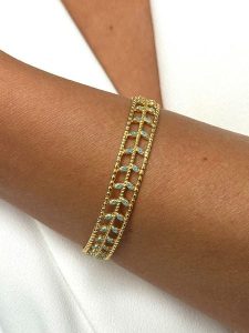 DI GIORGIO Pozłacana bransoletka z turkusami rozmiar: onesize. Niebieskie bransoletki DI GIORGIO, z turkusem, pozłacane. Za 339,99 zł.