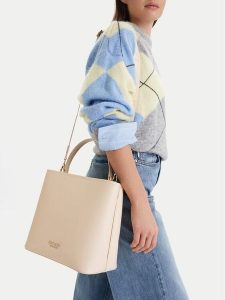 Nine West Torebka CEO-Aera-LDA8888 Écru. Torebki klasyczne Nine West, z aplikacjami, z materiału, bez dodatków. Za 199,99 zł.