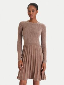 Guess Sukienka dzianinowa W5BK79 Z3902 Beżowy Regular Fit. Brązowe kombinezony Guess, xxl, z aplikacjami, z dzianiny, bez kołnierzyka, bez ramiączek. Za 369,99 zł.