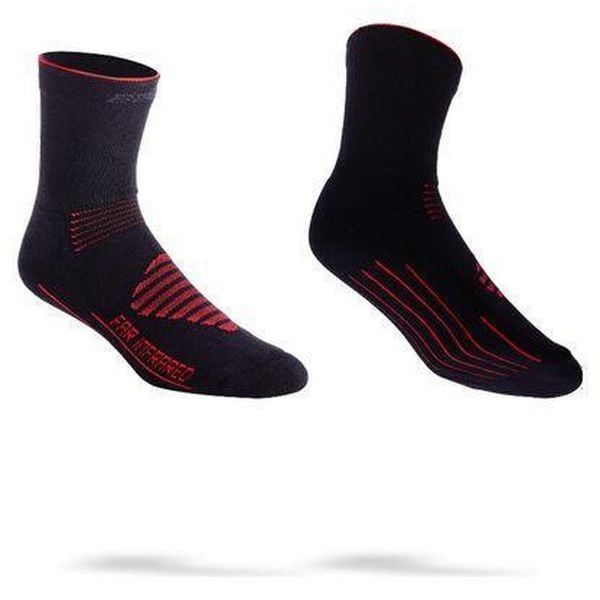 Skarpetki BBB Cycling InFraRouge FIRFeet. Czarne skarpetki BBB CYCLING, bez wzorów. Za 174,50 zł.