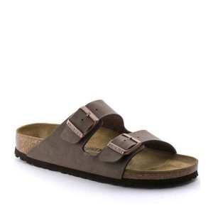 Klapki Birkenstock Arizona Mocca Dorosłych. Brązowe klapki Birkenstock, bez wzorów, z gumy, bez obcasa. Za 426,00 zł.