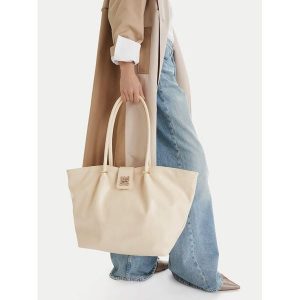 Torebka Nine West. Shopper bag Nine West, bez wzorów, bez dodatków. Za 269,99 zł.