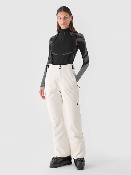 4F Spodnie narciarskie w kolorze kremowym rozmiar: M. Brązowe spodnie dresowe 4f, m, bez wzorów. Za 383,80 zł.