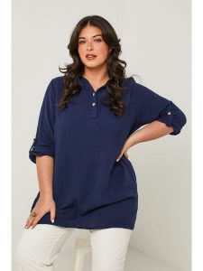 Curvy Lady Tunika w kolorze granatowym rozmiar: 44/46. Niebieskie tuniki Curvy Lady, bez wzorów, klasyczne, bez kołnierzyka, bez ramiączek. Za 148,45 zł.