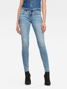 G-Star Dżinsy - Slim fit - w kolorze błękitnym rozmiar: W31/L32. Niebieskie jeansy G-Star, z aplikacjami, ze skóry. Za 170,47 zł.