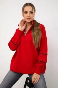 Bluza z suwakiem i kieszeniami czerwona. Czerwone bluzy KESI, l, bez wzorów, z bawełny, bez kaptura. Za 178,78 zł.