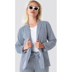 Rut&Circle Marynarka w paski Firo - Blue. Marynarki i żakiety marki Rut&Circle. W wyprzedaży za 64,78 zł.