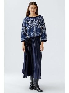 Oui Sweter w kolorze granatowym rozmiar: 38. Niebieskie swetry oversize Oui, bez wzorów, ze splotem, bez ramiączek. Za 244,80 zł.