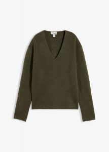 Sweter z dekoltem w serek. Zielone swetry klasyczne bonprix, bez kołnierzyka. Za 109,99 zł.