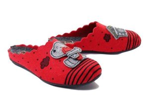 MANITU 320102-04 rot, kapcie damskie. Czerwone kapcie Manitu, bez wzorów. Za 231,13 zł.