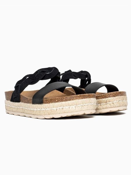Sunbay Klapki "Mariara" w kolorze czarnym rozmiar: 40. Czarne klapki Sunbay, bez wzorów, z otwartym noskiem, bez obcasa, na platformie. Za 122,96 zł.