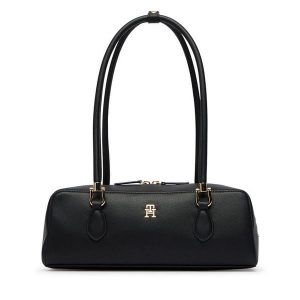 Torebka Tommy Hilfiger. Czarne torebki klasyczne TOMMY HILFIGER, bez wzorów, bez dodatków. Za 569,99 zł.