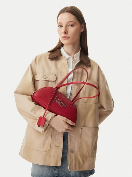 Tommy Jeans Torebka Tjw Bold Shoulder Bag AW0AW18787 Brązowy. Brązowe torebki klasyczne Tommy Jeans, bez wzorów, z jeansu, bez dodatków. Za 449,99 zł.